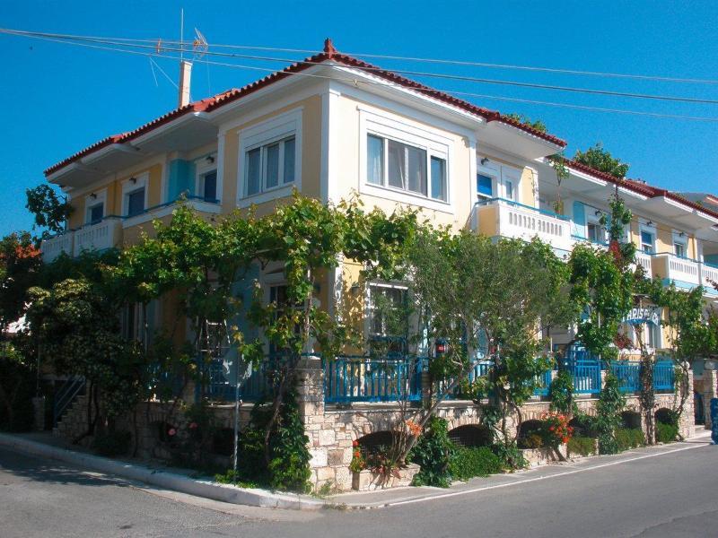 Paris Beach Hotel Ireo  Extérieur photo